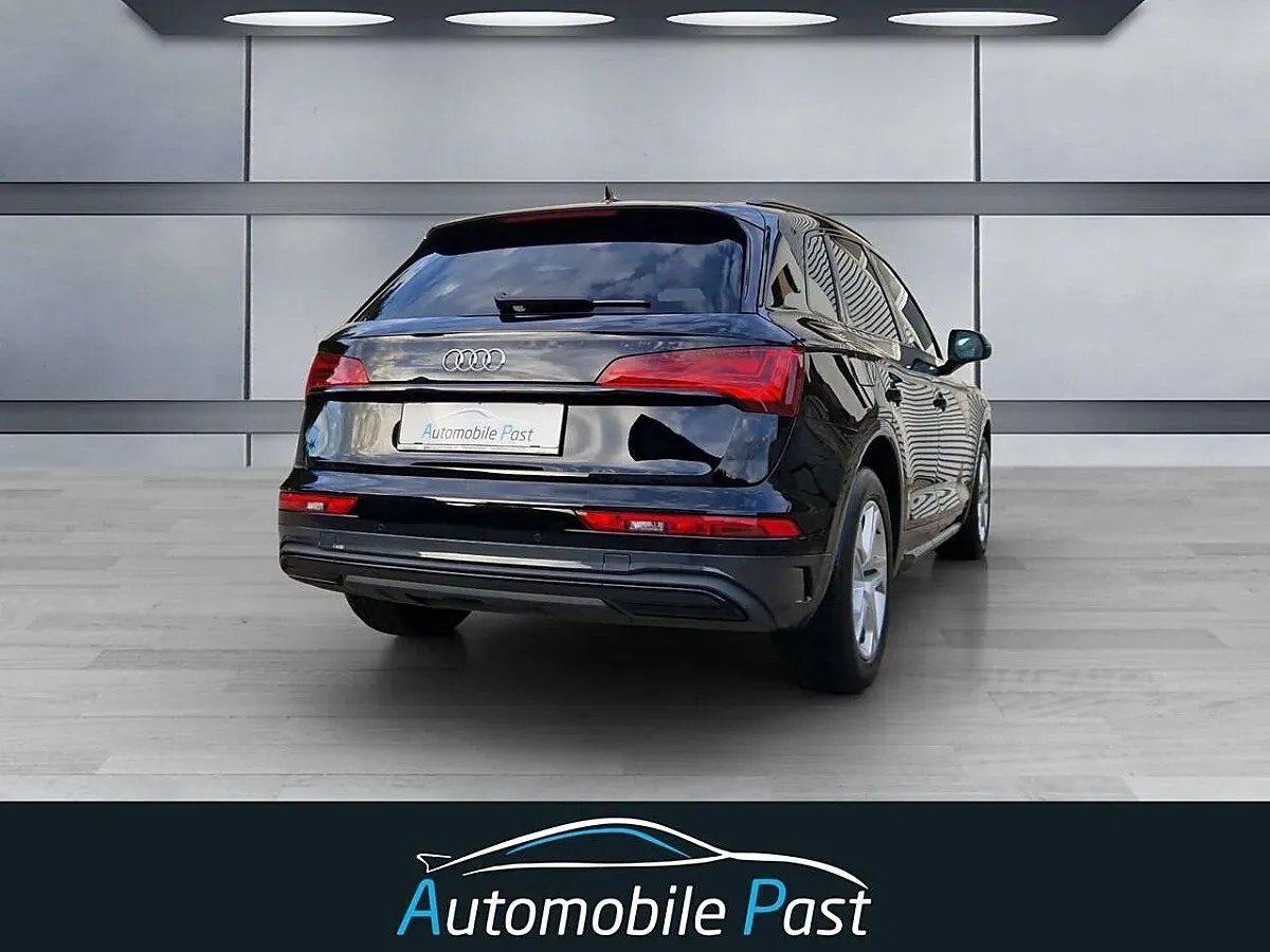 Audi Q5 2023 photo 3
