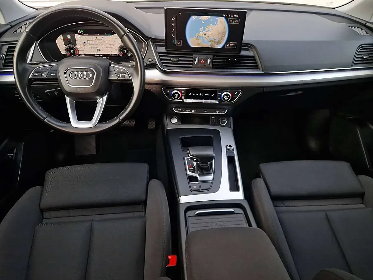 Audi Q5 2023 photo 2