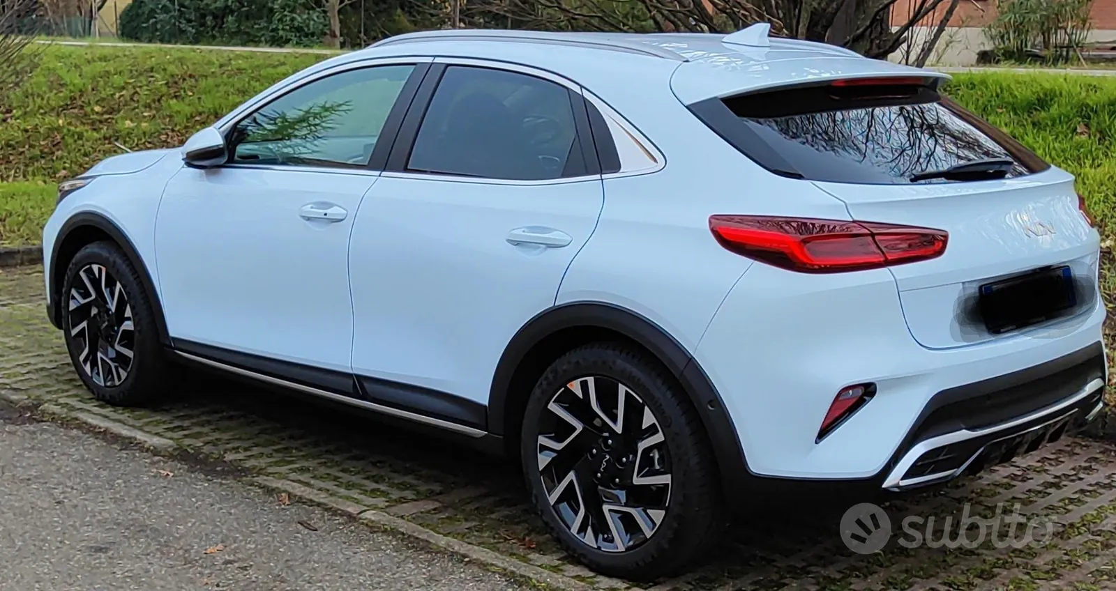 Kia Xceed 2023 photo 2