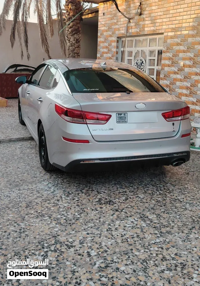 Kia Optima 2019 photo 2