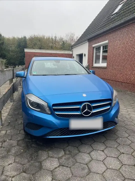 Mercedes-Benz A 180