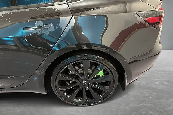 Tesla Model 3 2019 photo 4