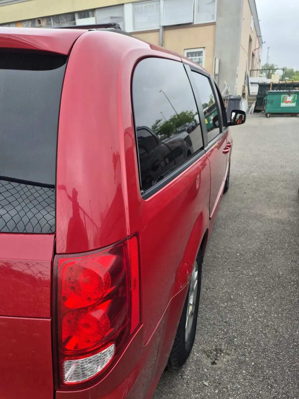 Dodge Grand Caravan 2012 photo 3