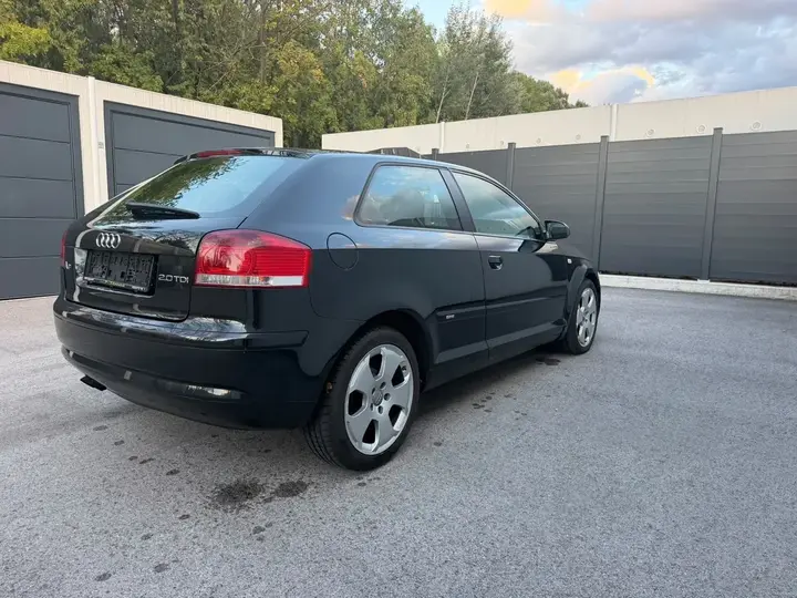 Audi A3 2004 photo 2
