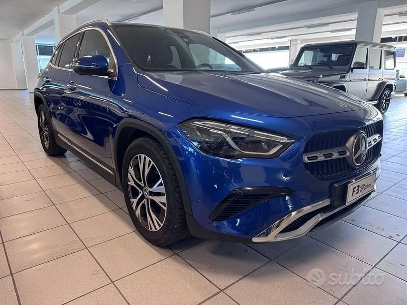 Mercedes-Benz Gla 2023 photo 2