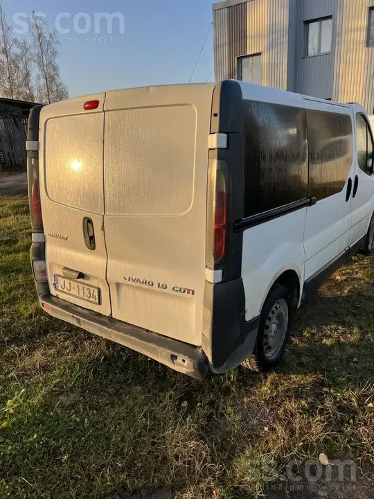 Opel Vivaro 2004 photo 3