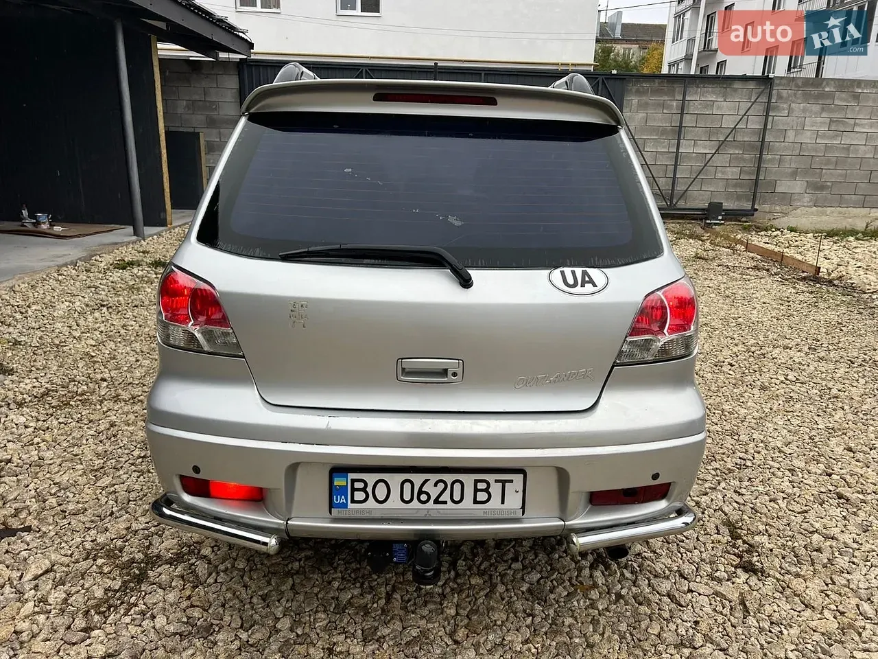 Mitsubishi Outlander 2004 photo 4