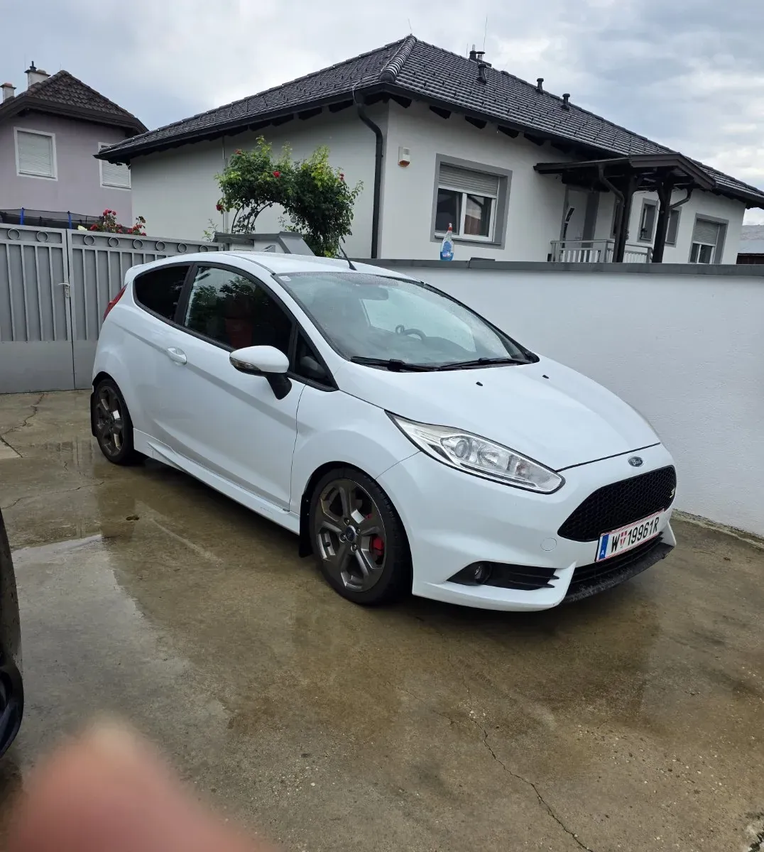 Ford Fiesta 2014 photo 3