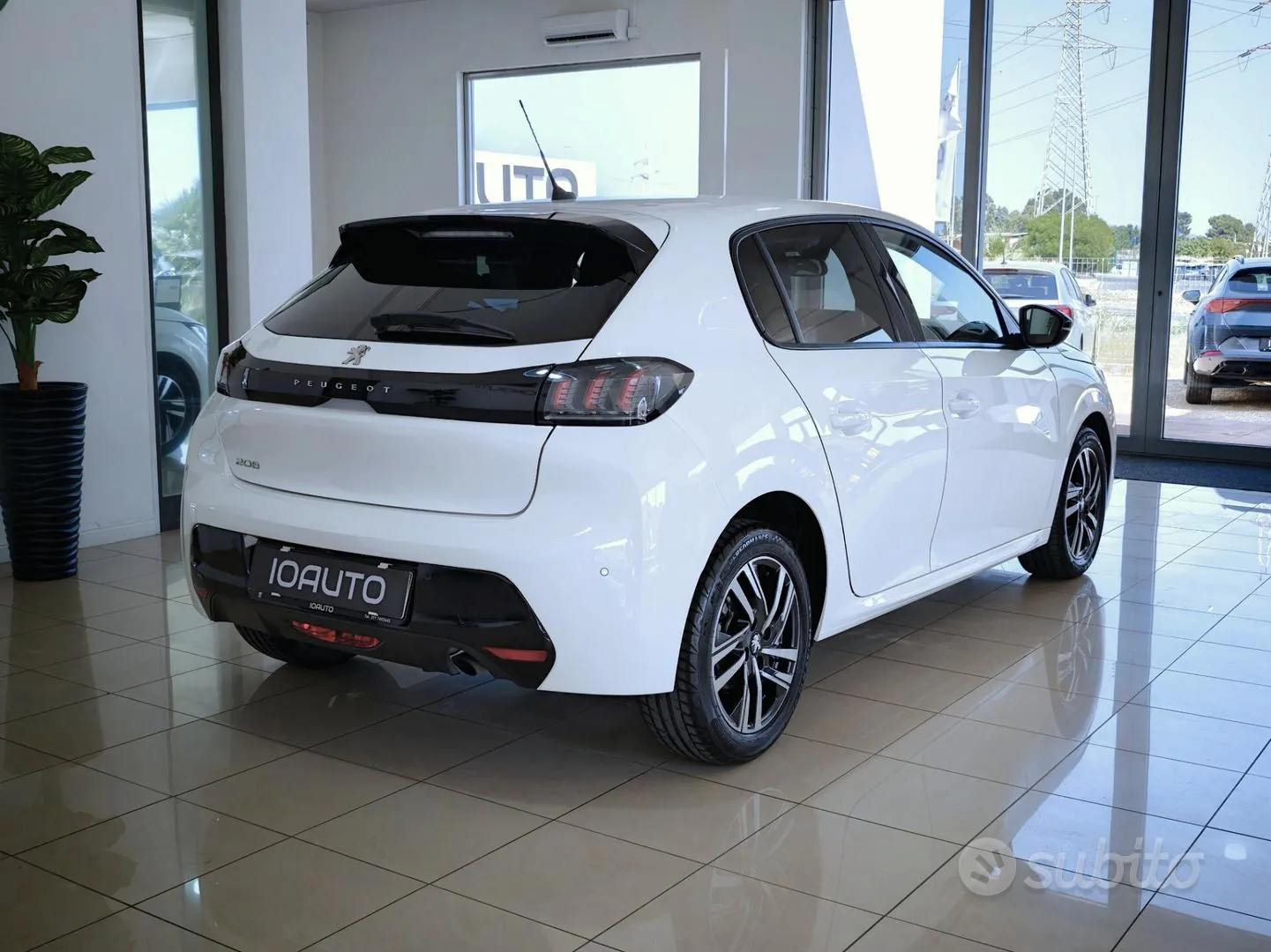 Peugeot 208 2022 photo 5