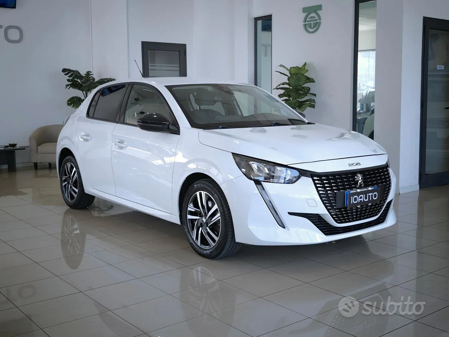 Peugeot 208 2022 photo 3