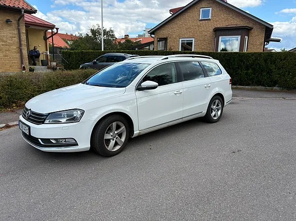 Volkswagen Passat 2014 photo 2