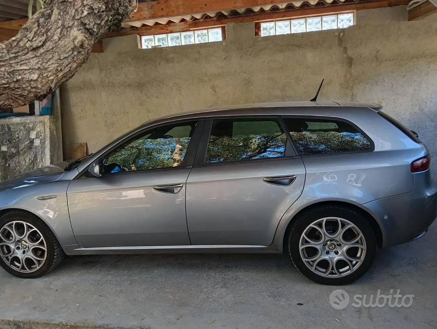 Alfa Romeo 159 2009 photo 5