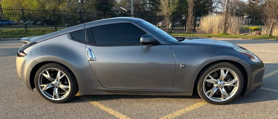 Nissan 370Z 2011 photo 3