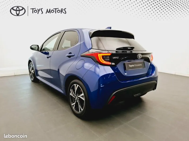 Toyota Yaris 2024 photo 3
