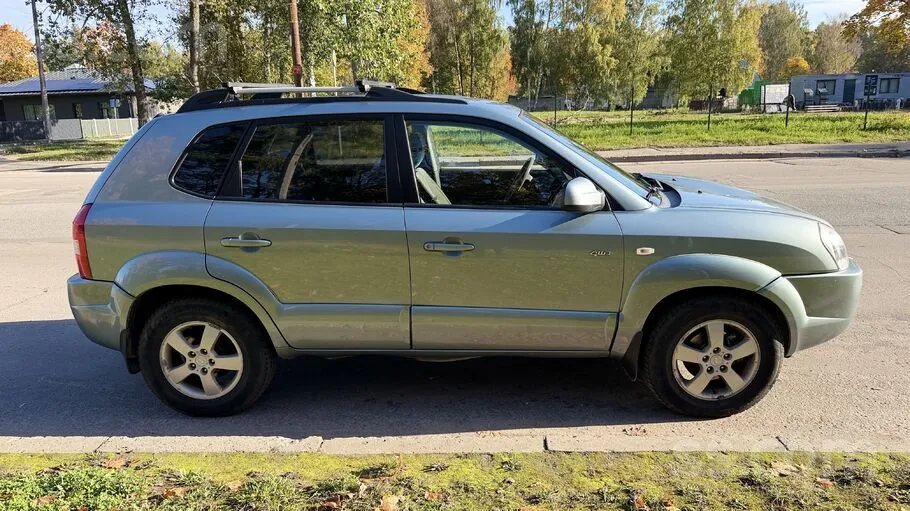 Hyundai Tucson 2006 photo 3