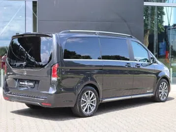Mercedes-Benz Eqv 300 2025 photo 2