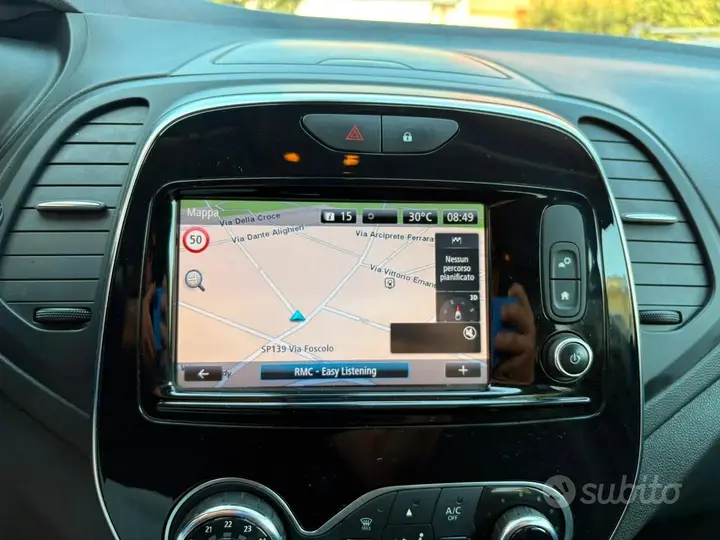 Renault Captur 2018 photo 3