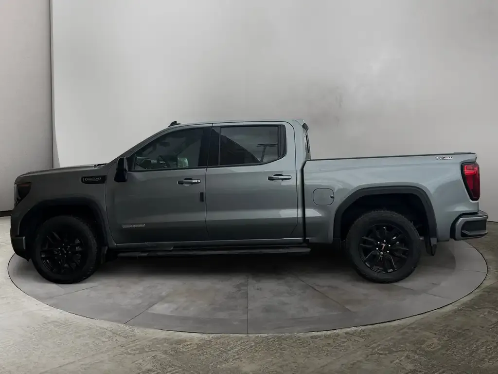 GMC Sierra 1500 2026 photo 2