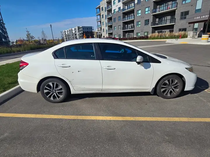 Honda Civic 2015 photo 4