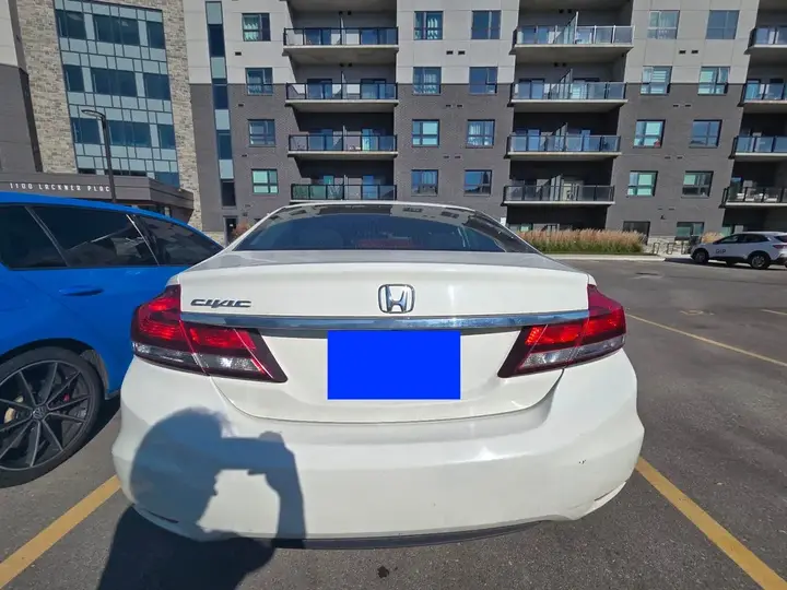 Honda Civic 2015 photo 2