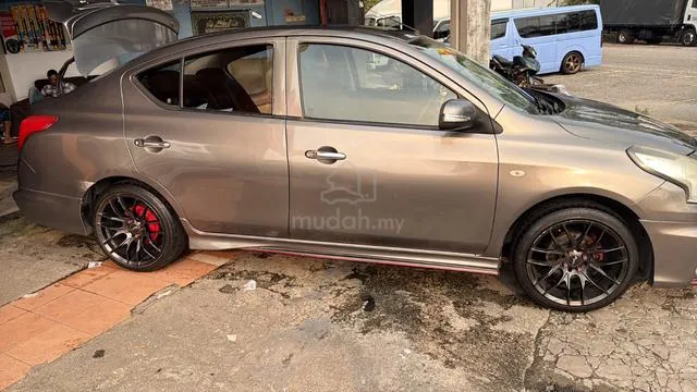 Nissan Almera