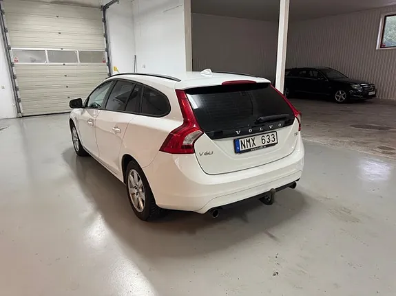 Volvo V60 2014 photo 4