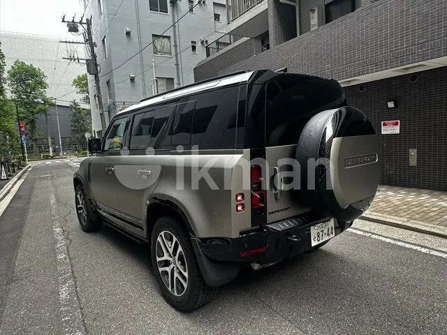 Land Rover Defender 2026 photo 3