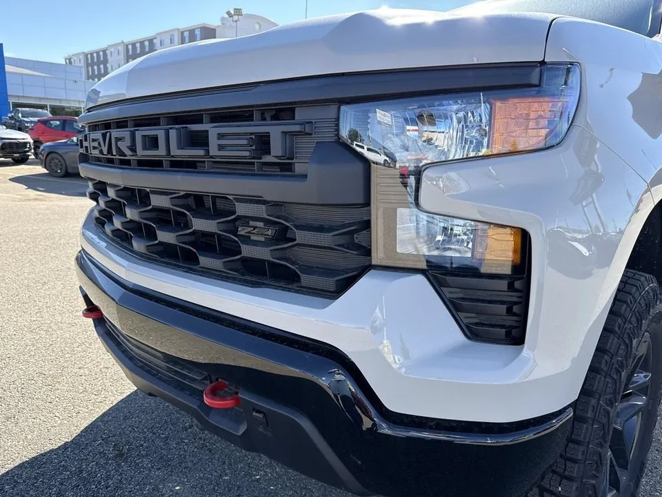 Chevrolet Silverado 1500 2026 photo 3