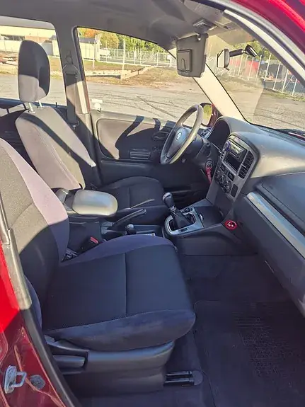 Suzuki Grand Vitara 2004 photo 3