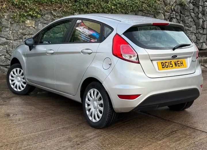 Ford Fiesta 2015 photo 3