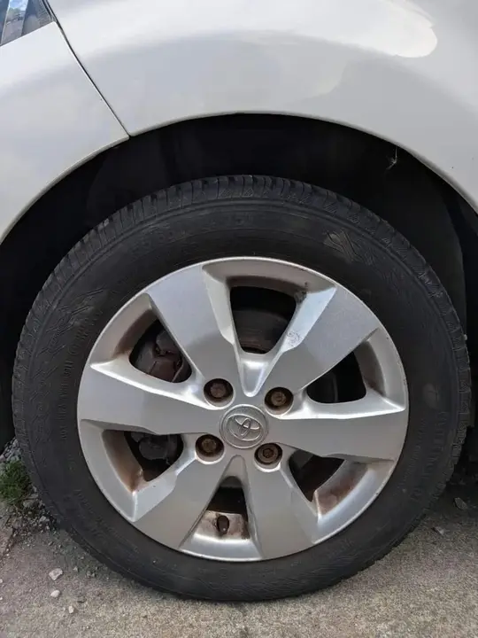Toyota Aygo 2012 photo 2