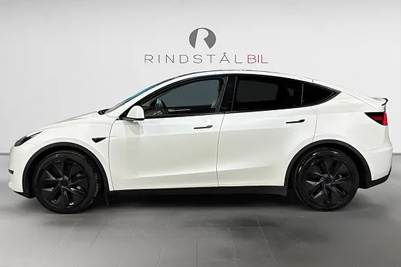 Tesla Model Y 2025 photo 4