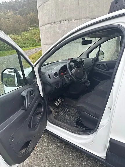 Citroen Berlingo 2011 photo 4