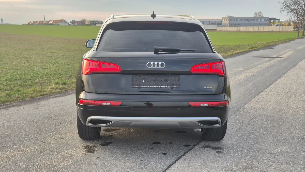 Audi Q5 2017 photo 2
