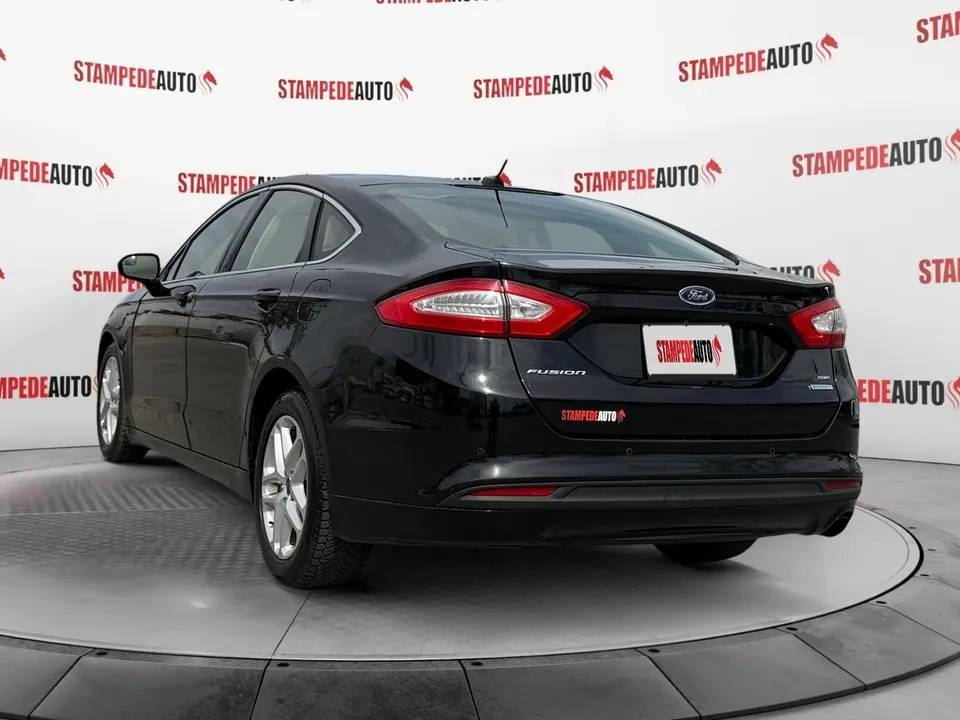 Ford Fusion 2016 photo 3