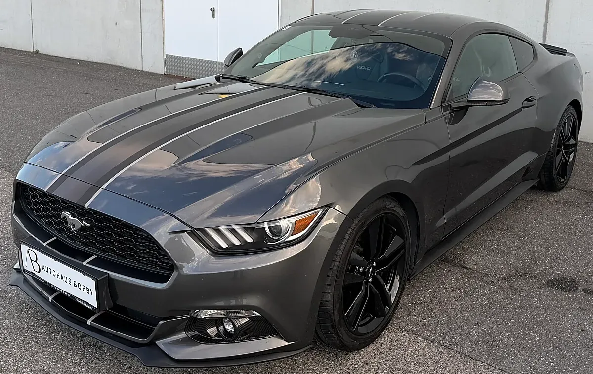 Ford Mustang 2015 photo 2