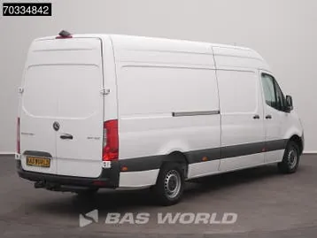 Mercedes-Benz Sprinter 2023 photo 2