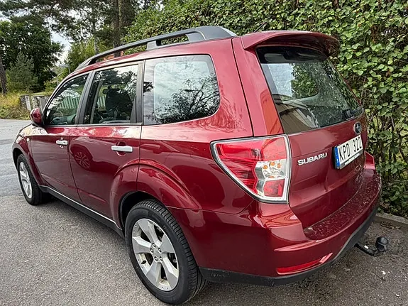 Subaru Forester 2010 photo 3