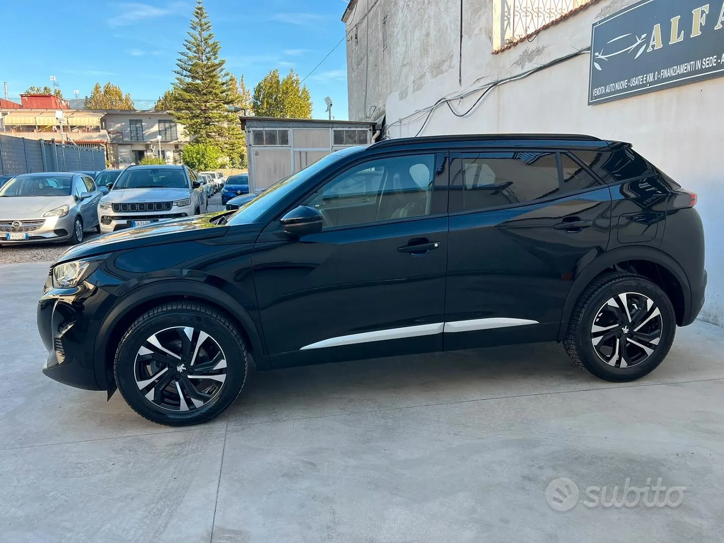 Peugeot 2008 2023 photo 4