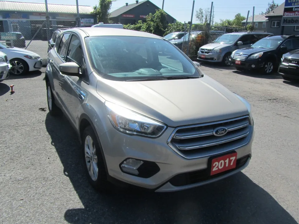 Ford Escape 2017 photo 2