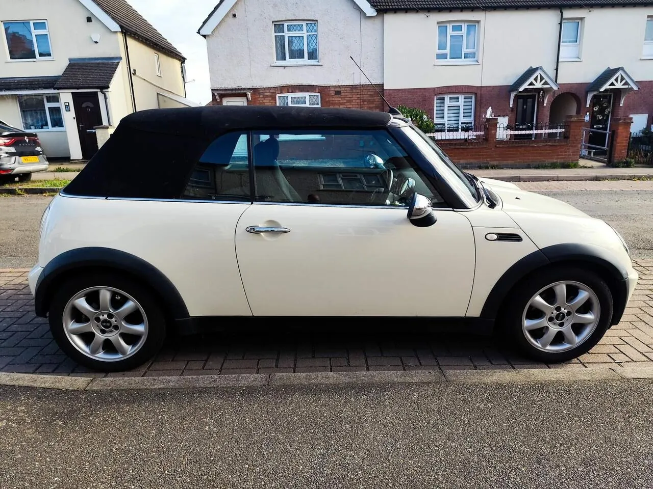 Mini Convertible 2008 photo 4