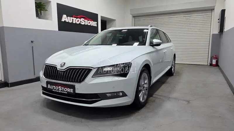 Skoda Superb 2017 photo 4