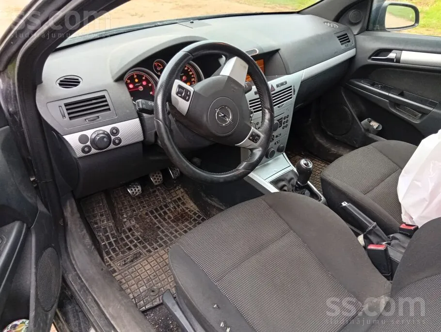 Opel Astra 2006 photo 4