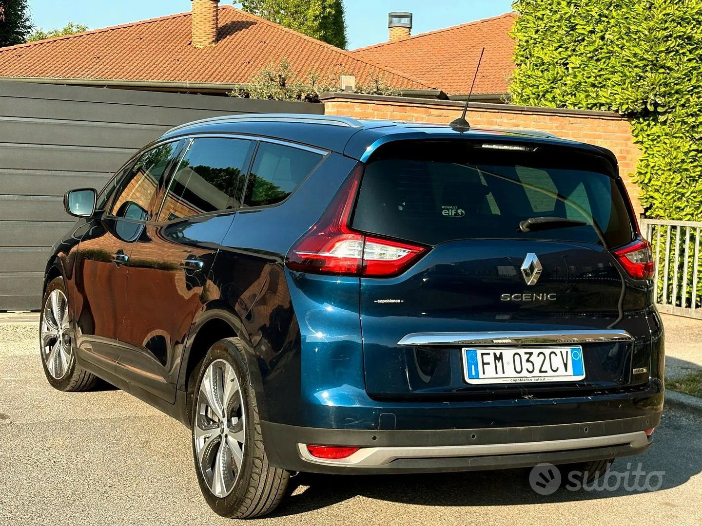 Renault Grand Scénic 2017 photo 3