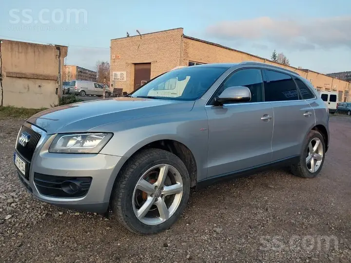 Audi Q5 2011 photo 2