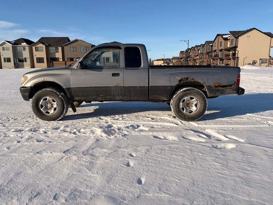 Toyota Tacoma 1996 photo 5