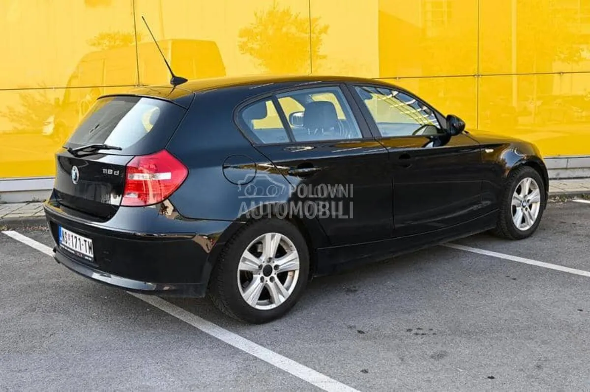 BMW 116 2011 photo 3