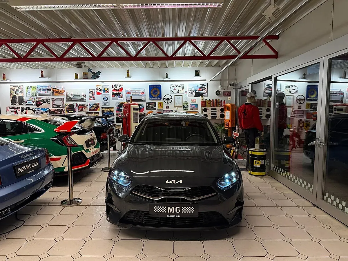 Kia Ceed 2023 photo 3