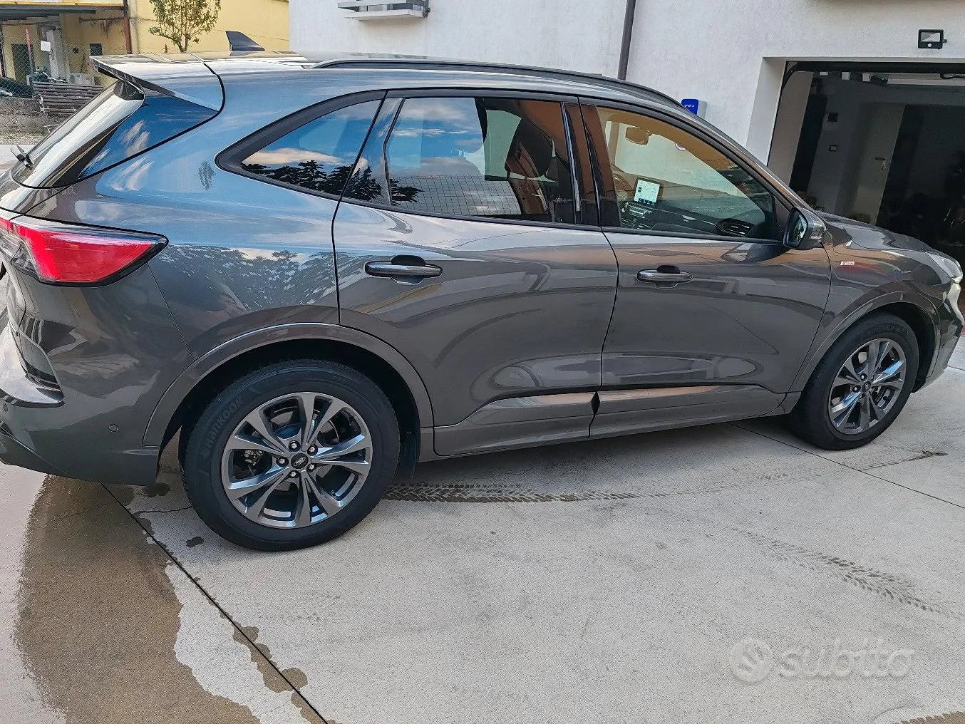 Ford Kuga 2021 photo 2