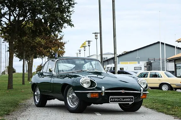 Jaguar E-Type 1969 photo 5